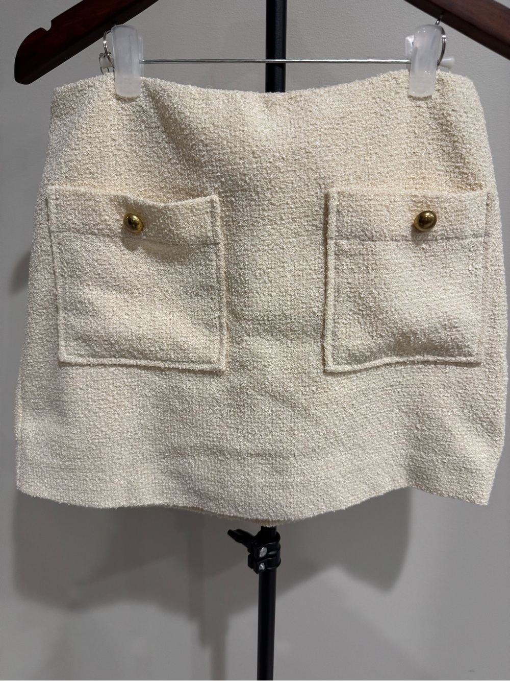 Reformation Aurelia Tweed Mini Skirt Size 0 in Cream with Gold Buttons